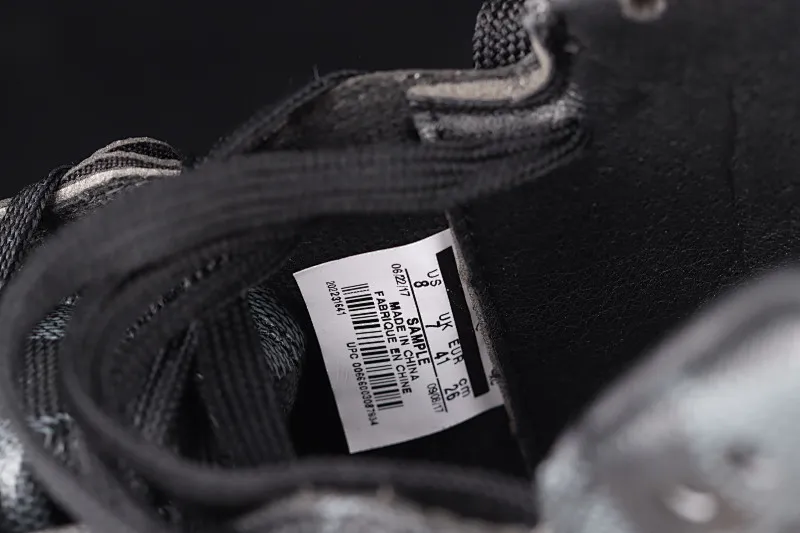 All Categories Air Jordan Jordan Series Basketball Shoes Air Jordan 1 High Donkey Brand x Air Jordan 1 AJ1 Joe 1 Donkey Brand Co-branded Custom Model #With Presbyopia Suitcase Made of Leather, Exclusive Logo Covered Shoe Body, Very High Style